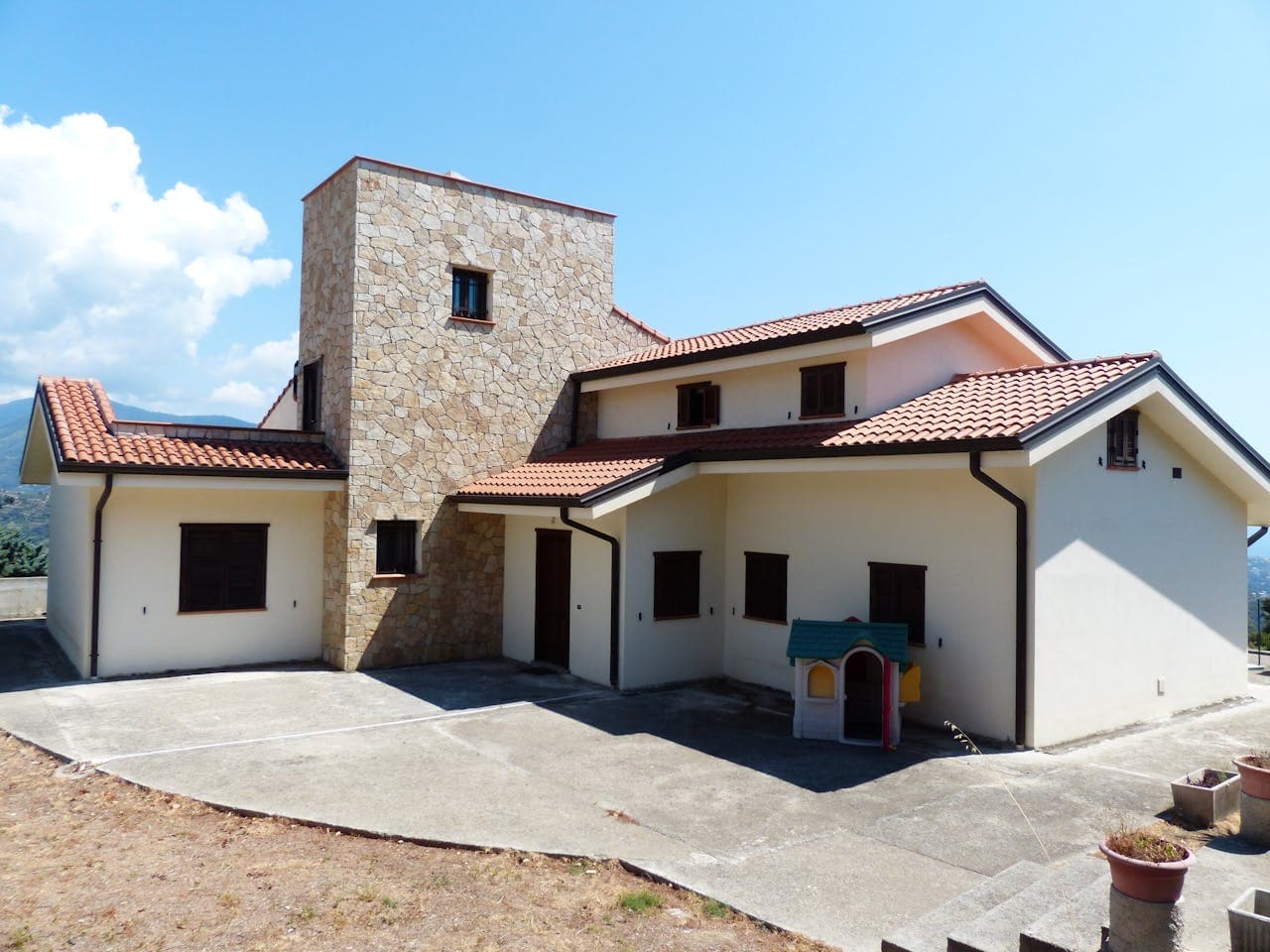 Discover the Excellence in Roofing